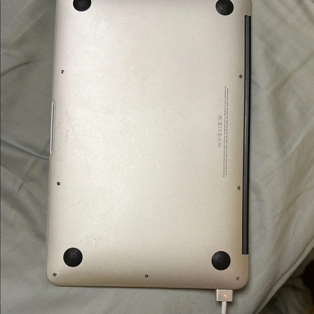 Apple MacBook Air - Silver